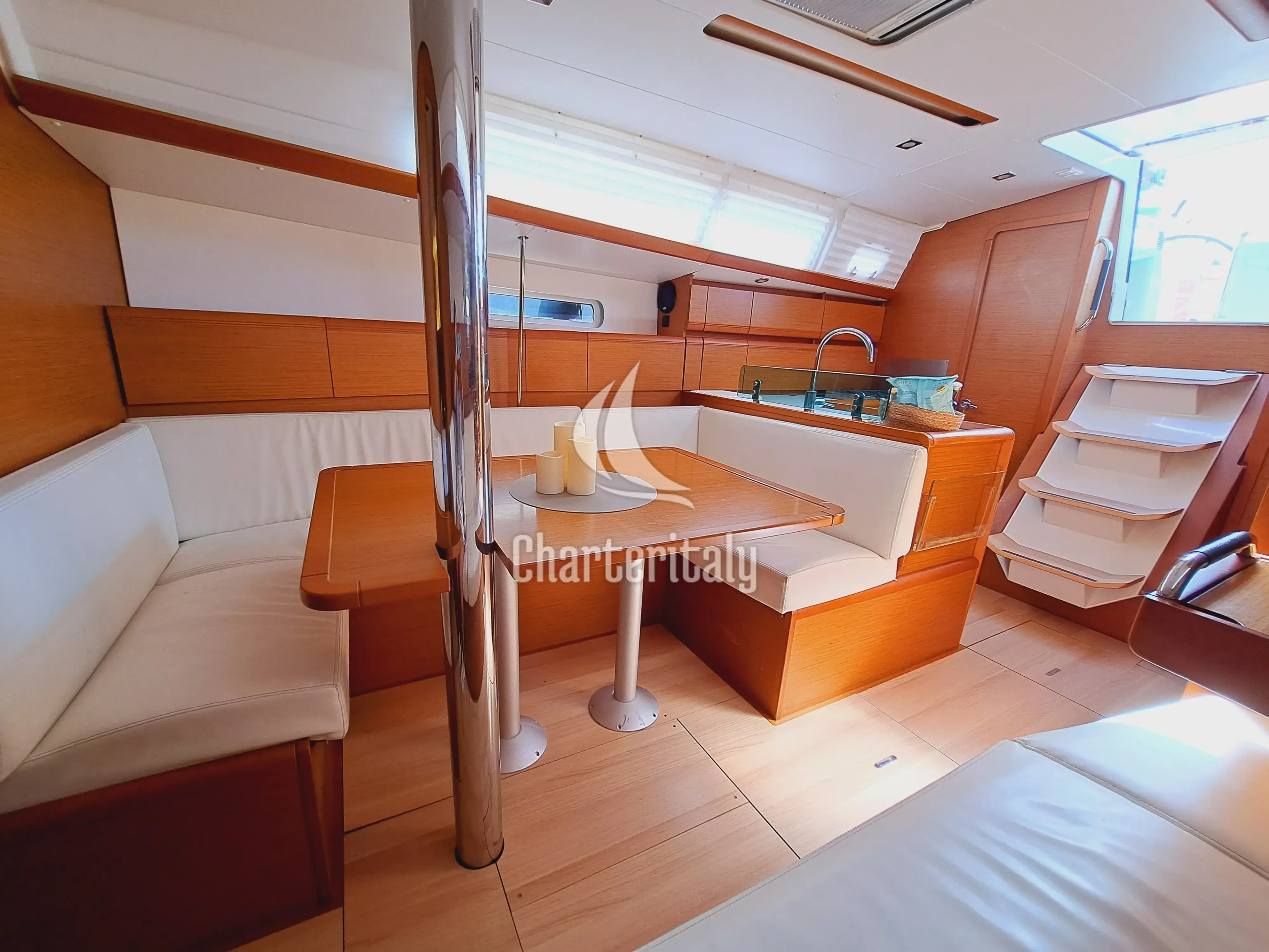 Sun Odyssey 389 - EMILINA - 2