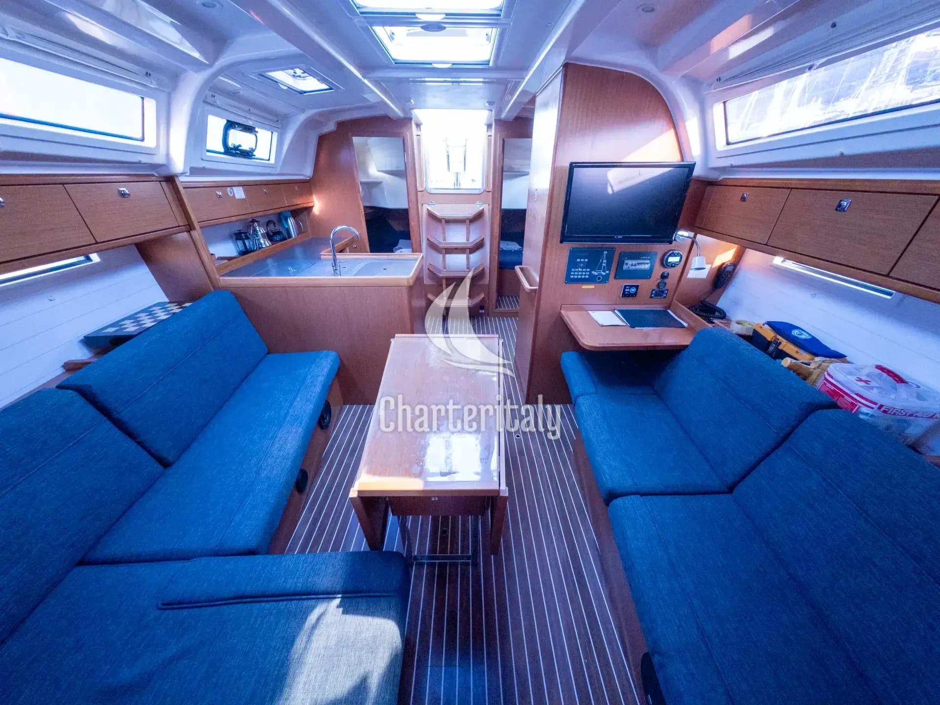 Bavaria Cruiser 37 - Almira - 7