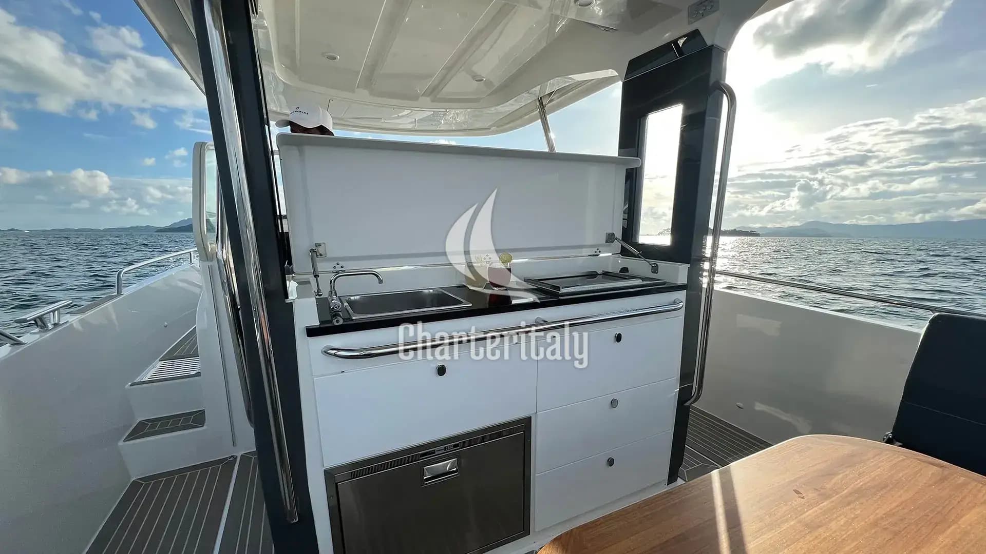 Nimbus Tender T11 - Mija - 28