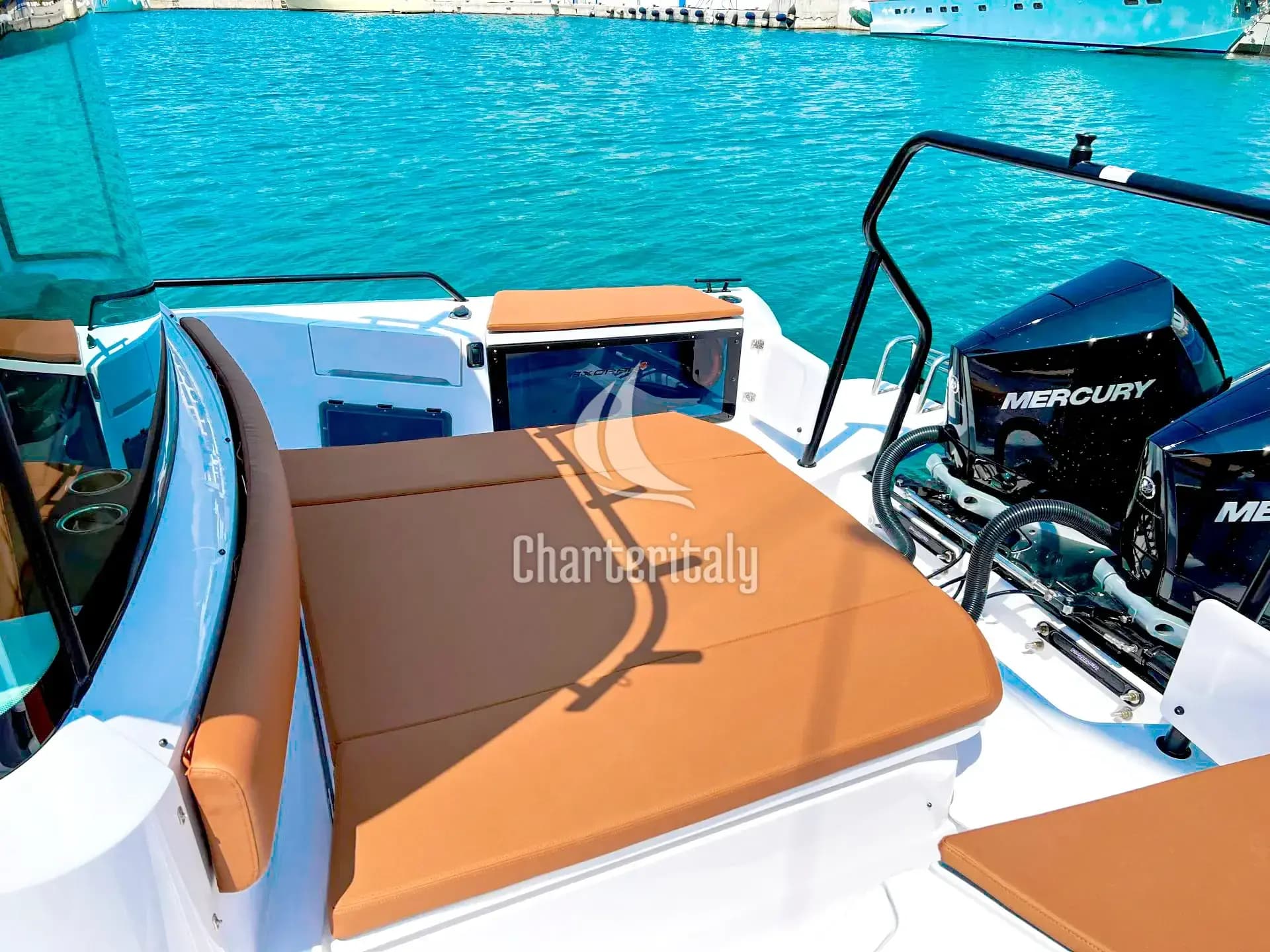 Axopar 37 XC Cross Cabin - KAIZEN - 4