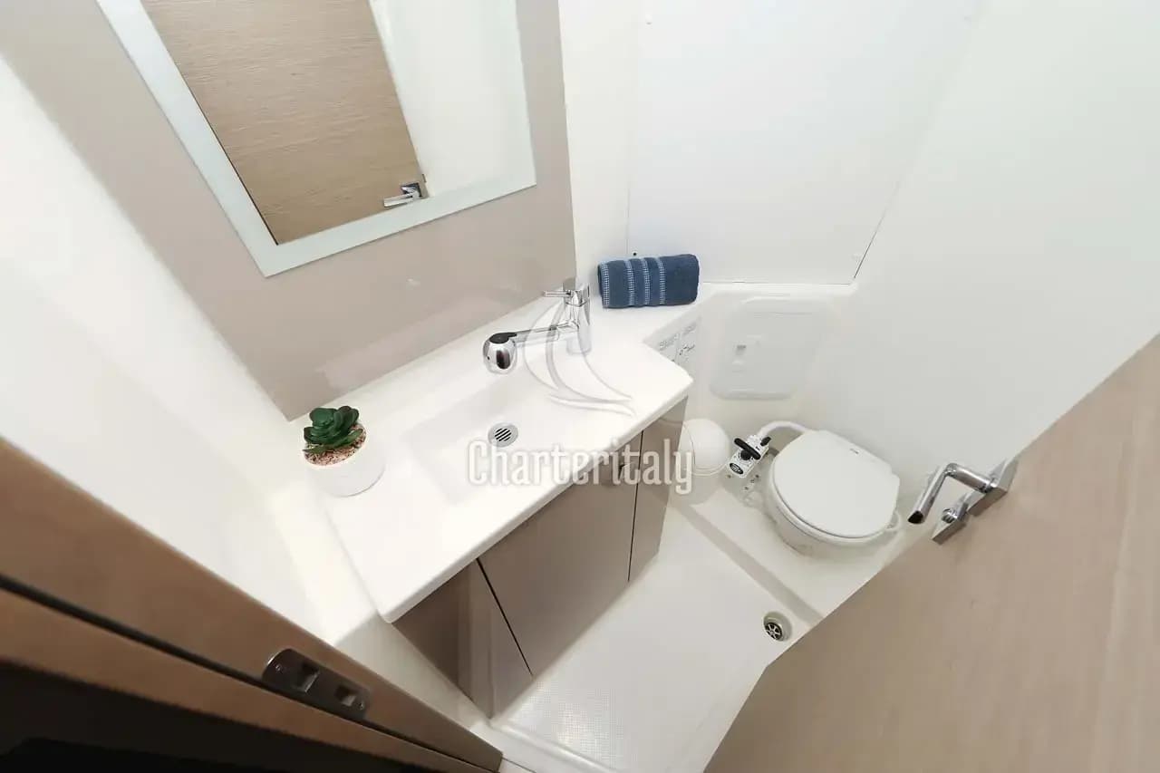 Fountaine Pajot Lucia 40 - 4 cab. - Canopus - 24