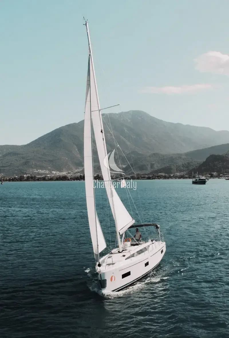 Bavaria C38 - COCONUT - 6