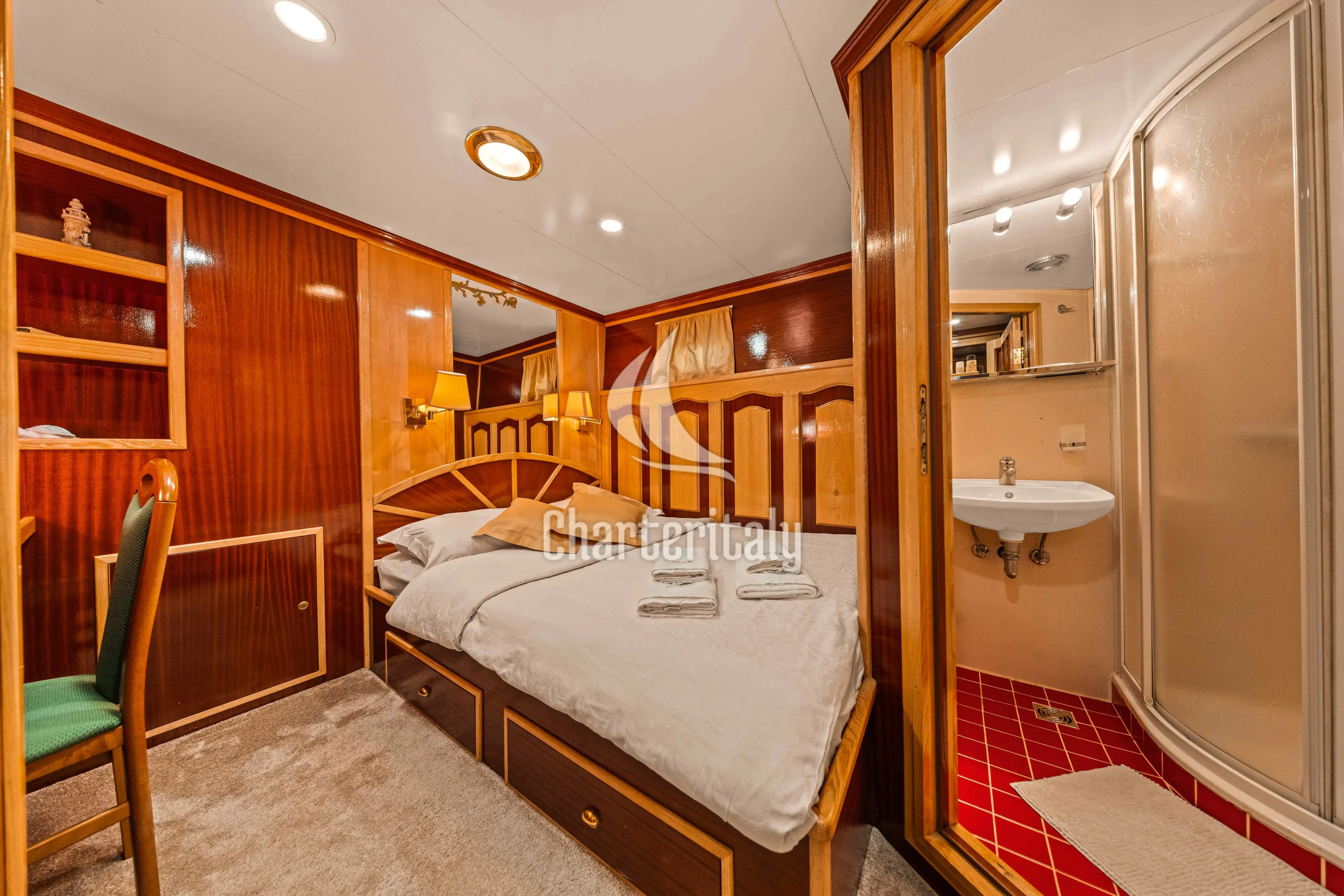 Motoryacht - Korab - 9