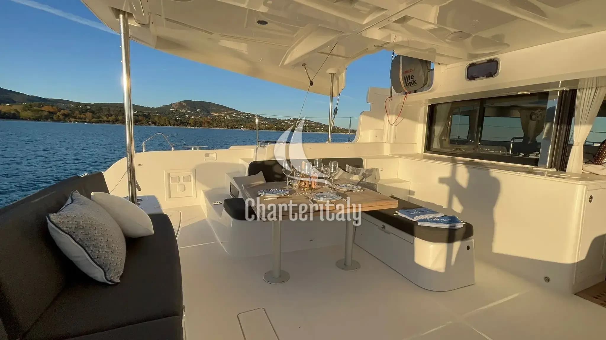 Lagoon 46 - M & M - 13