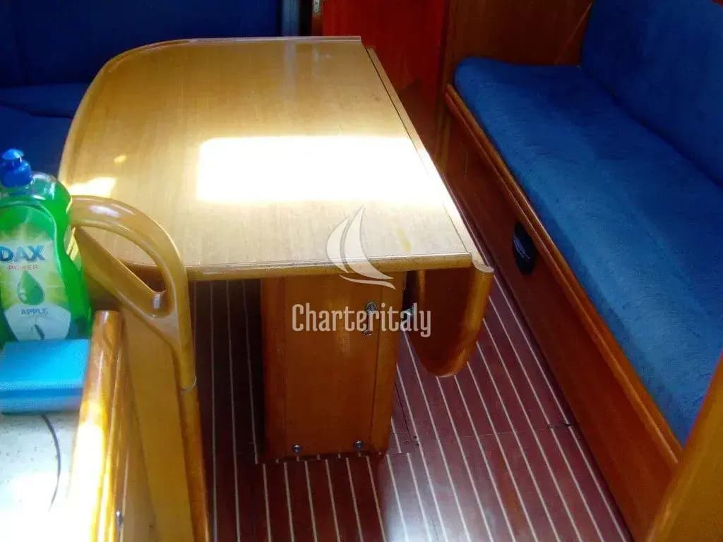 Bavaria 33 Cruiser - CATHERINE - 11