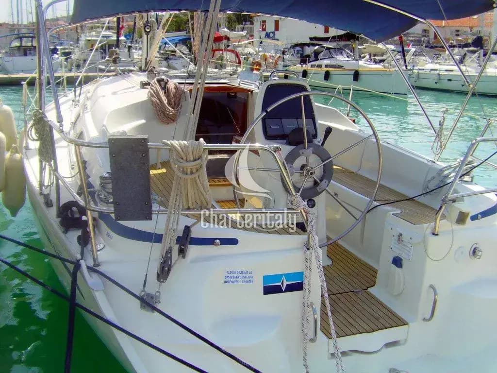 Bavaria 33 Cruiser - CATHERINE - 8