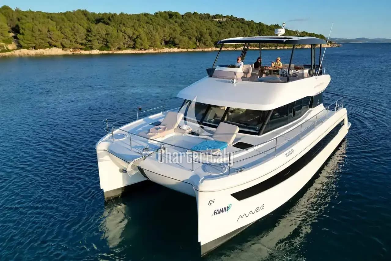 Fountaine Pajot MY6 - Family 2.0 - 7