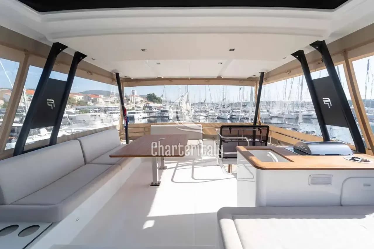 Fountaine Pajot MY6 - Family 2.0 - 45