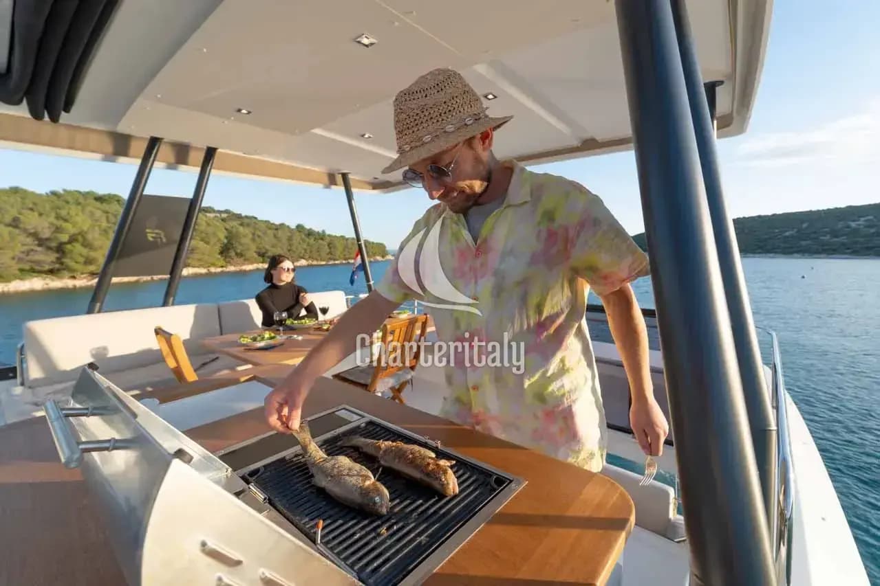 Fountaine Pajot MY6 - Family 2.0 - 18