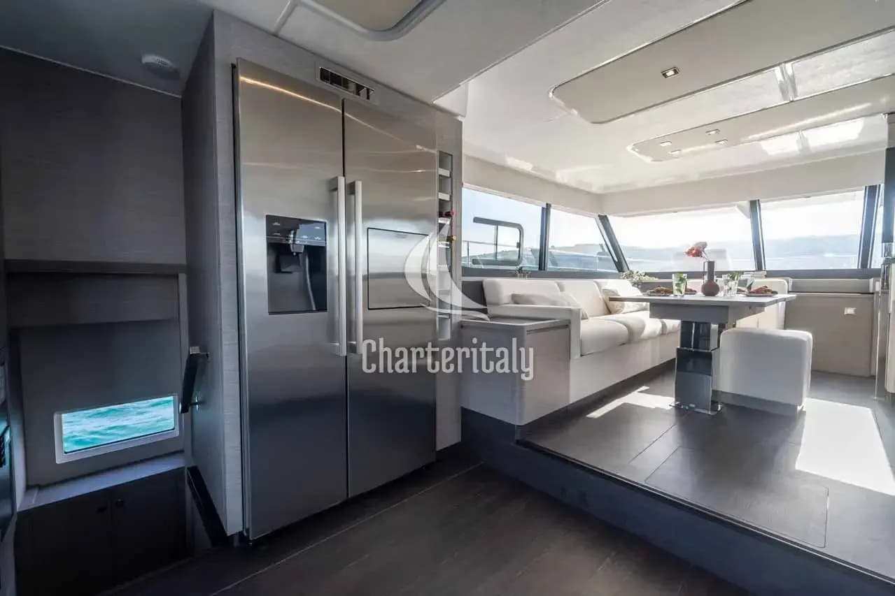 Fountaine Pajot MY6 - Family 2.0 - 27