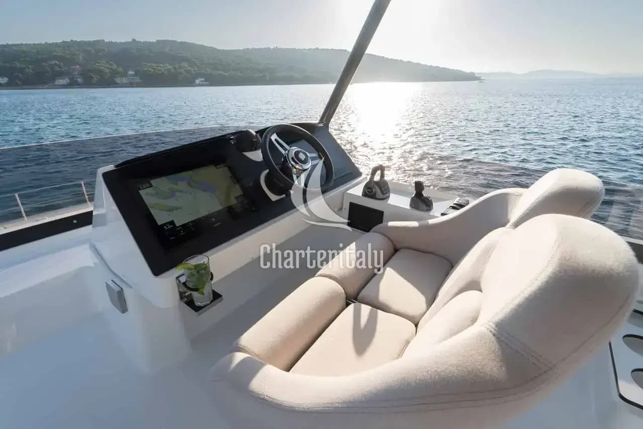 Fountaine Pajot MY6 - Family 2.0 - 22