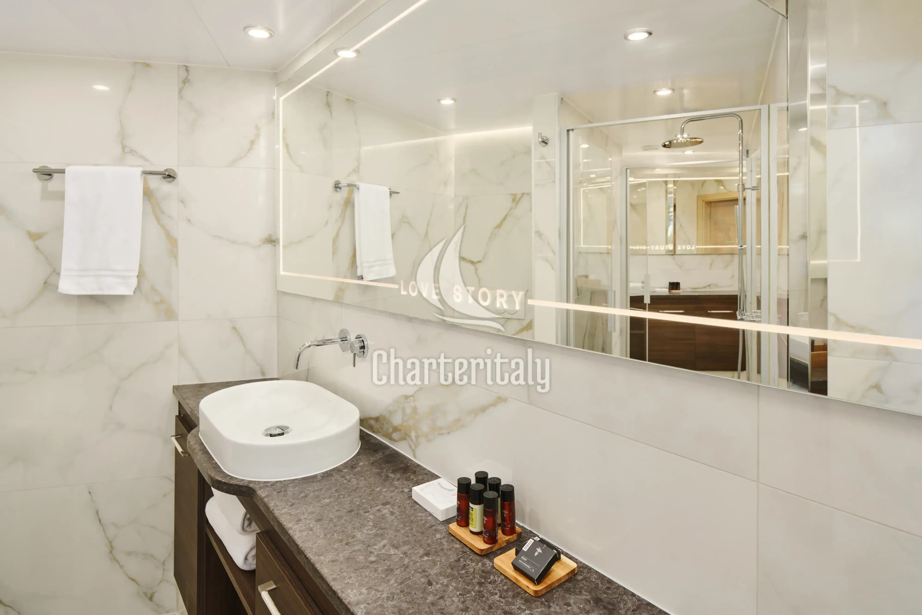 Motoryacht - Love Story - 54