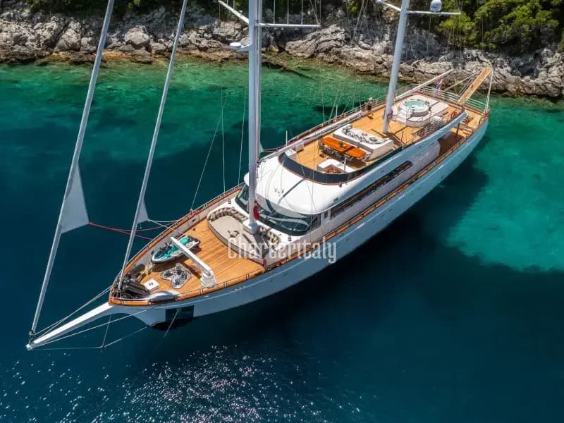 Motoryacht - Love Story - 1