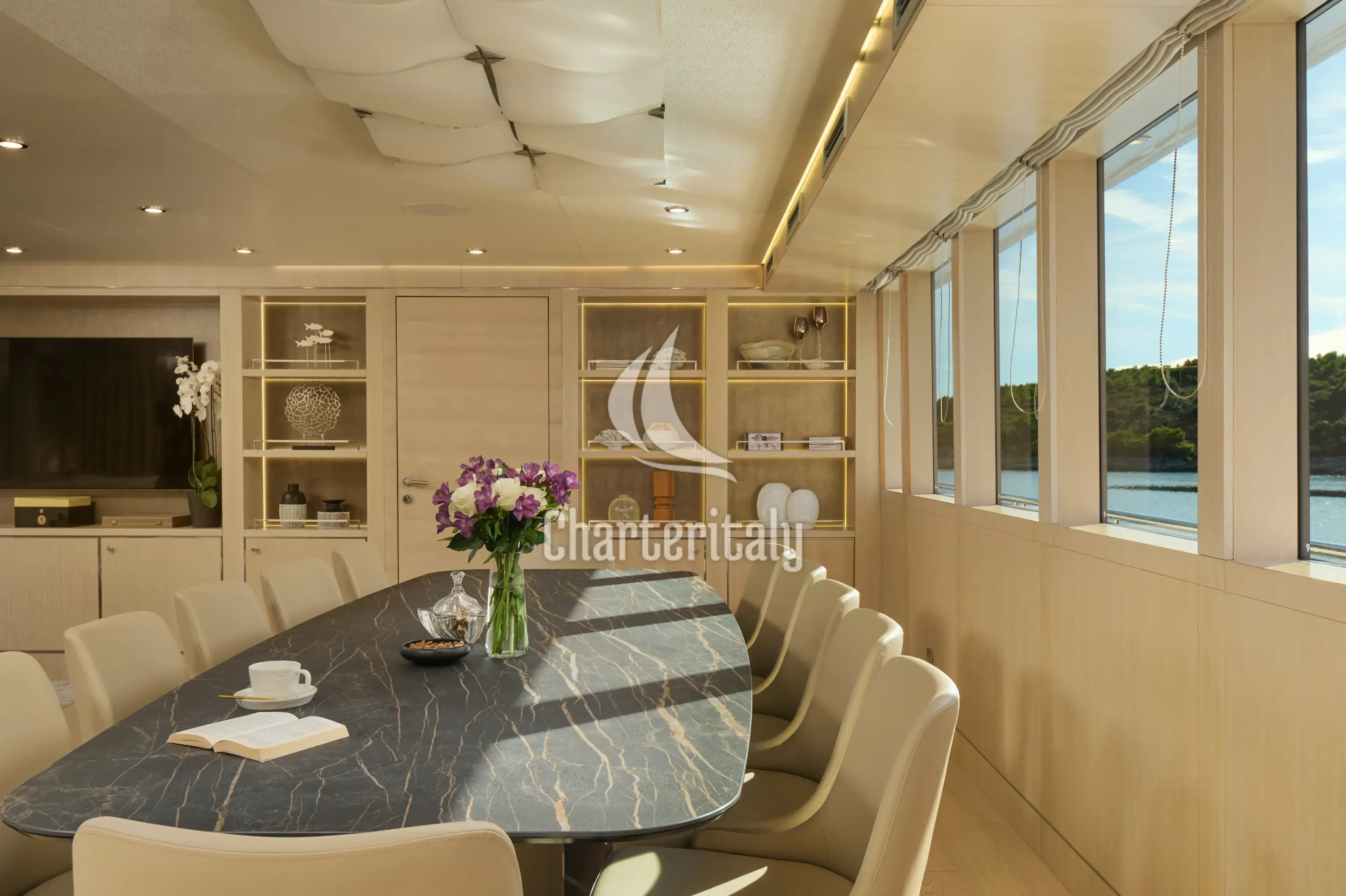 Motoryacht - Love Story - 42
