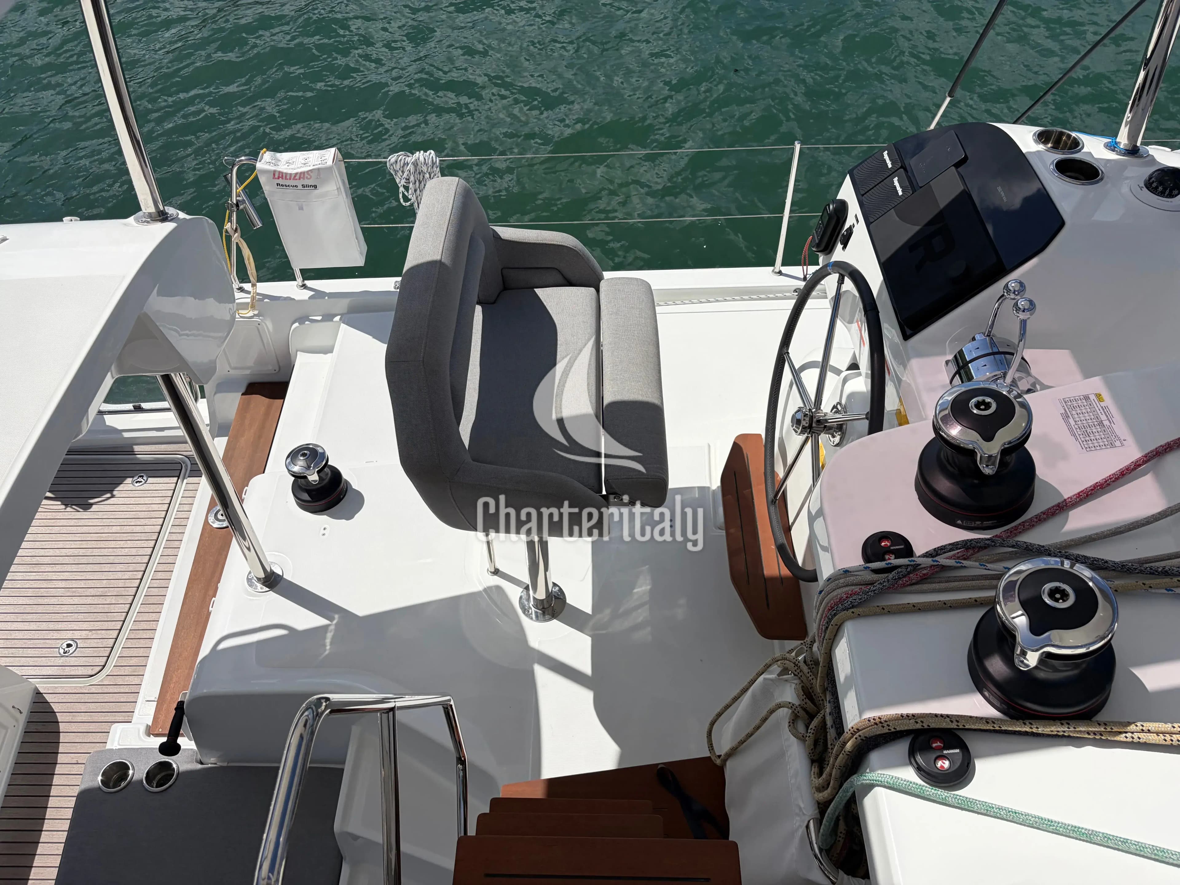 Lagoon 43 - Har Bar - 17