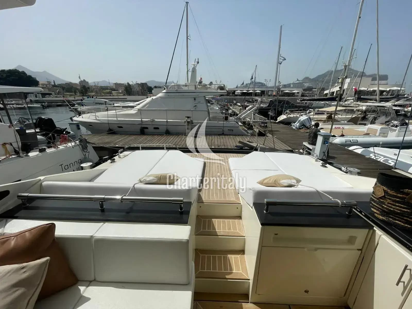 Bayliner 652 - Premium - 2