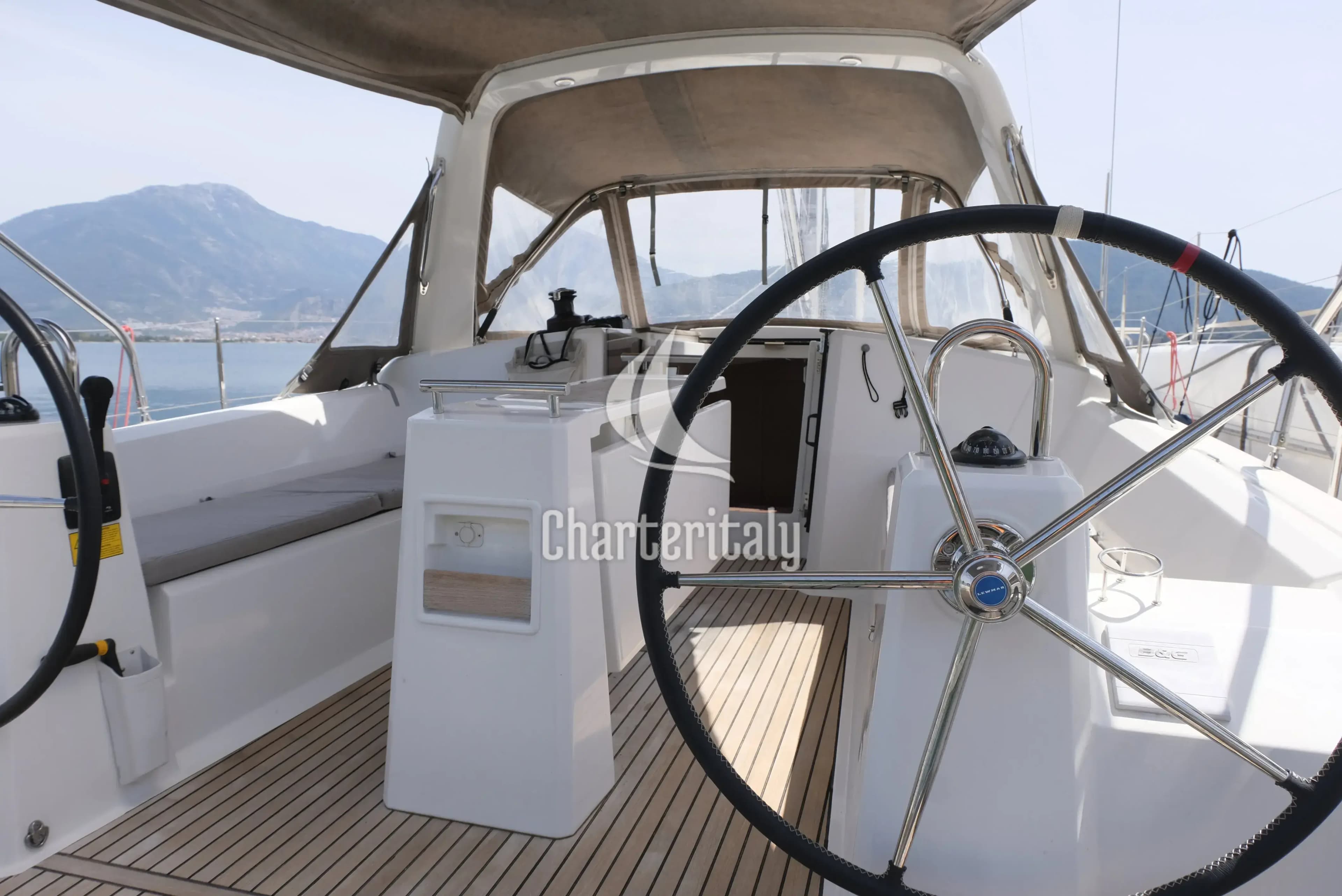 Oceanis 38.1 - TRITON 89 - 22