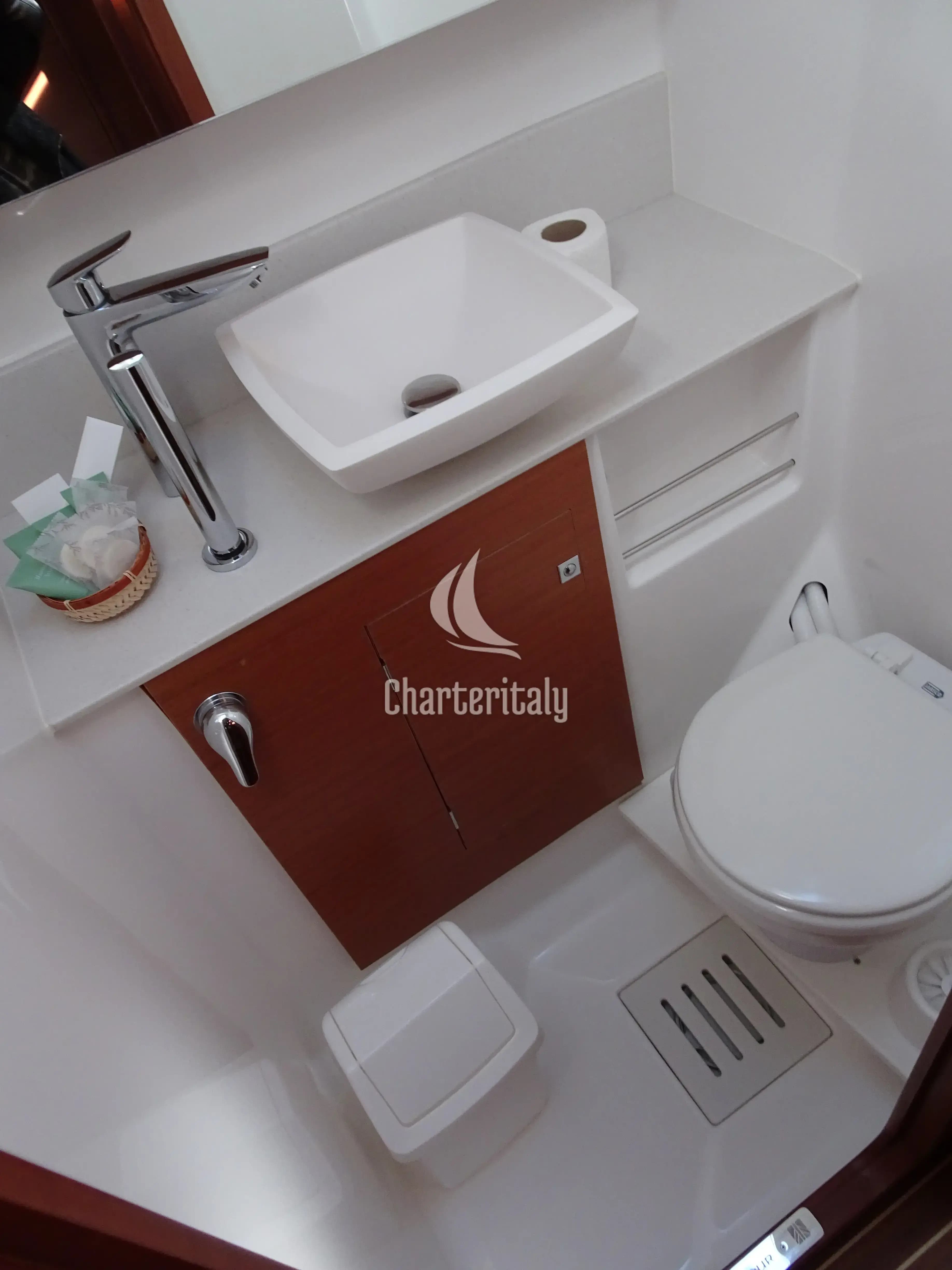 Dufour 56 Exclusive - BARMALEY - 18