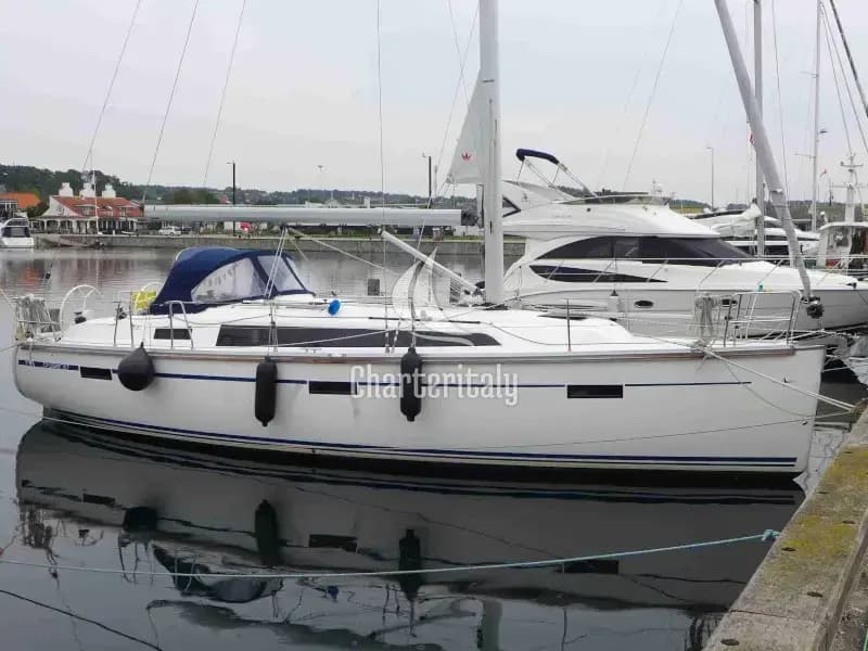 Bavaria Cruiser 37 - Blue Passion - 1