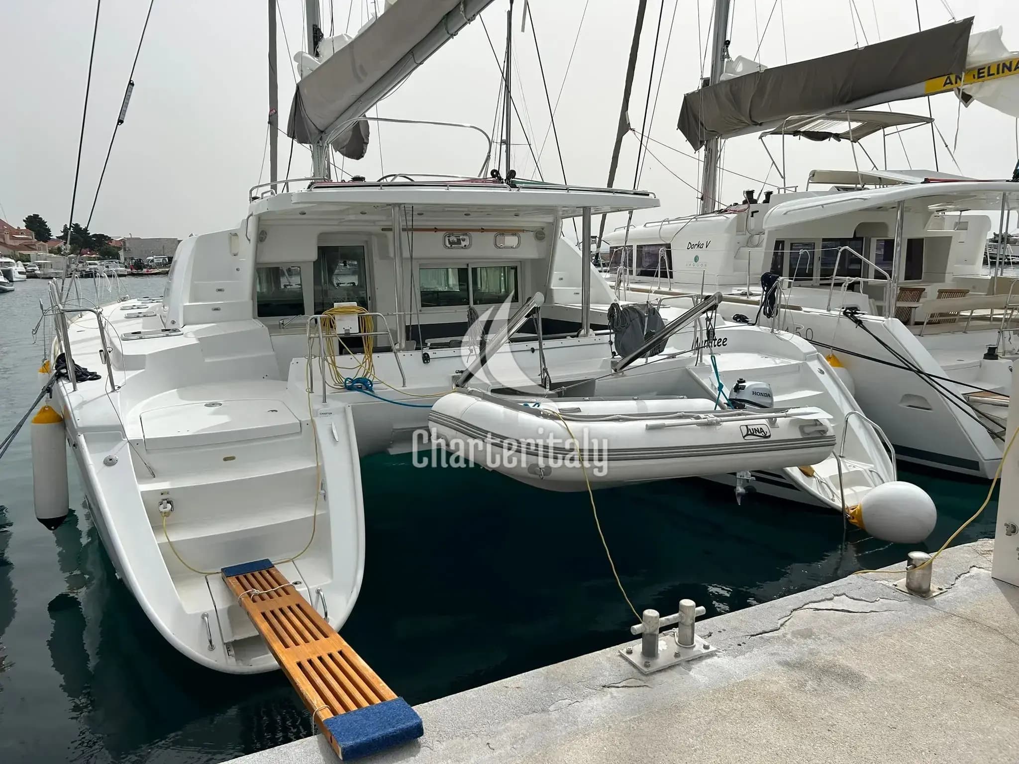 Lagoon 440 - 4 cab. - Manatee - 1