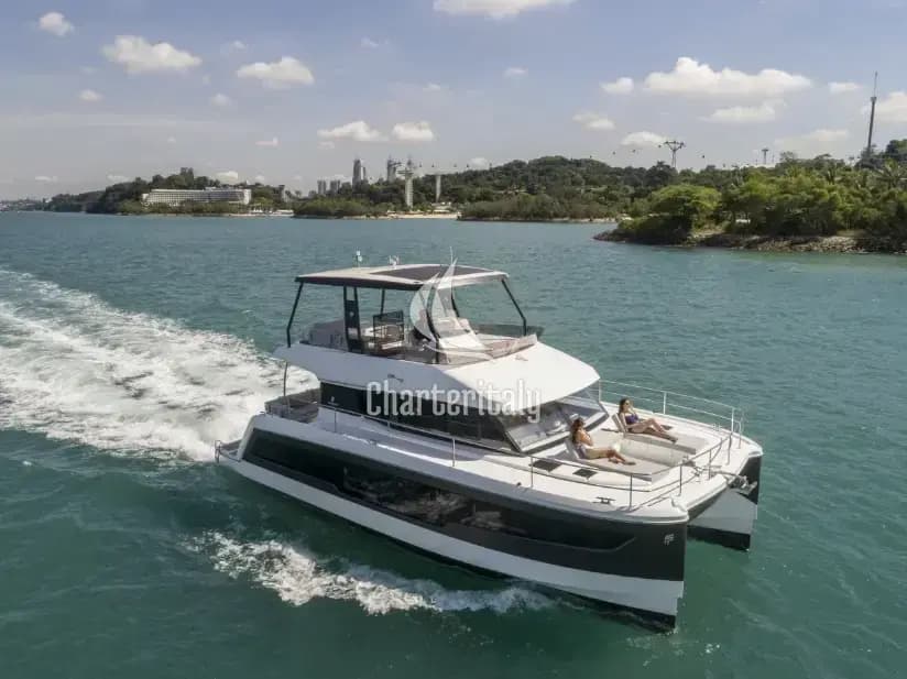 Fountaine Pajot MY5 - Arigato - 1