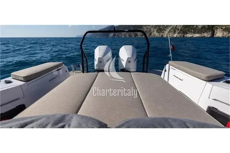 Axopar 37 XC Cross Cabin - Axopar - 3