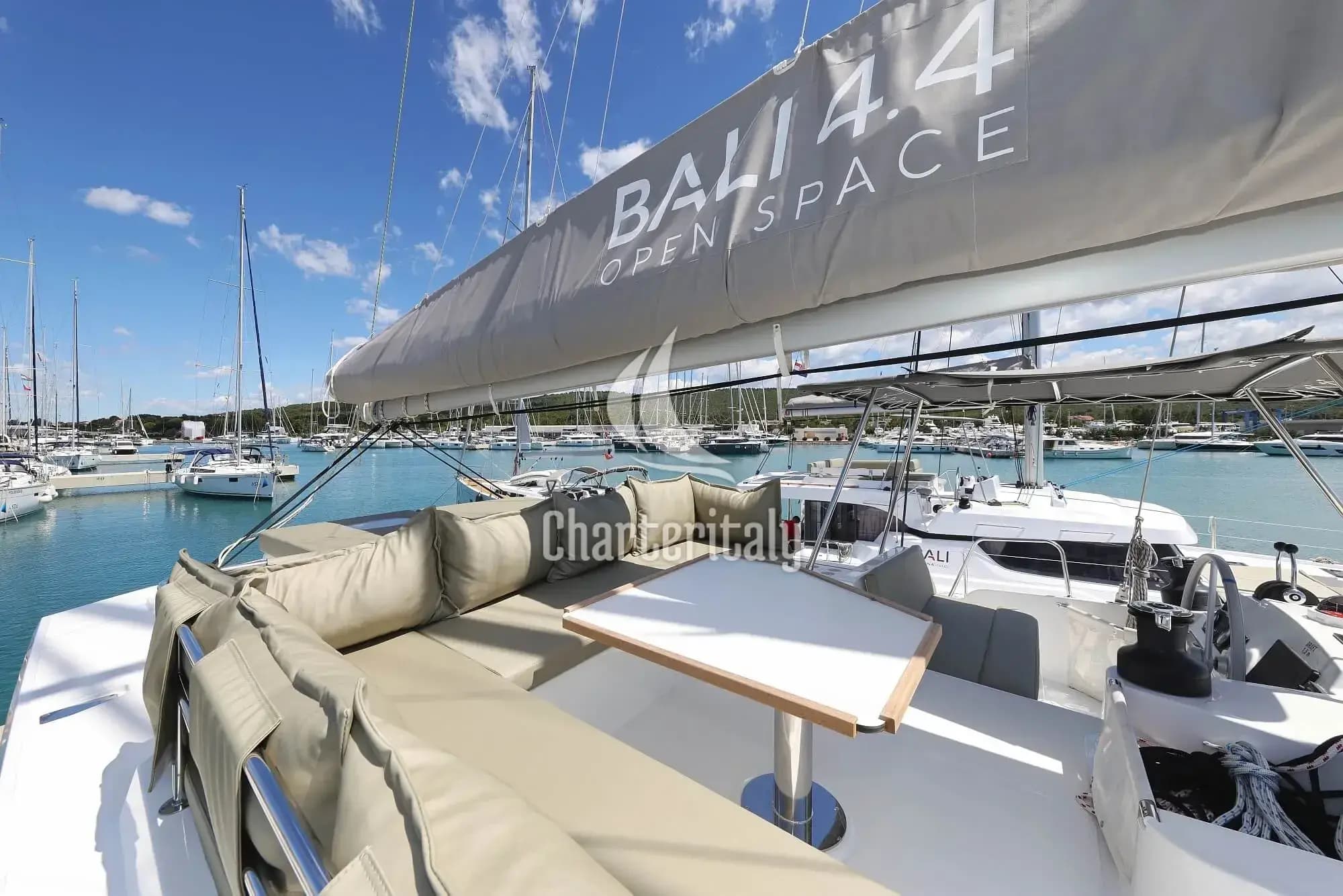 Bali 4.4 - 4 + 1 cab. - Breeze - 6