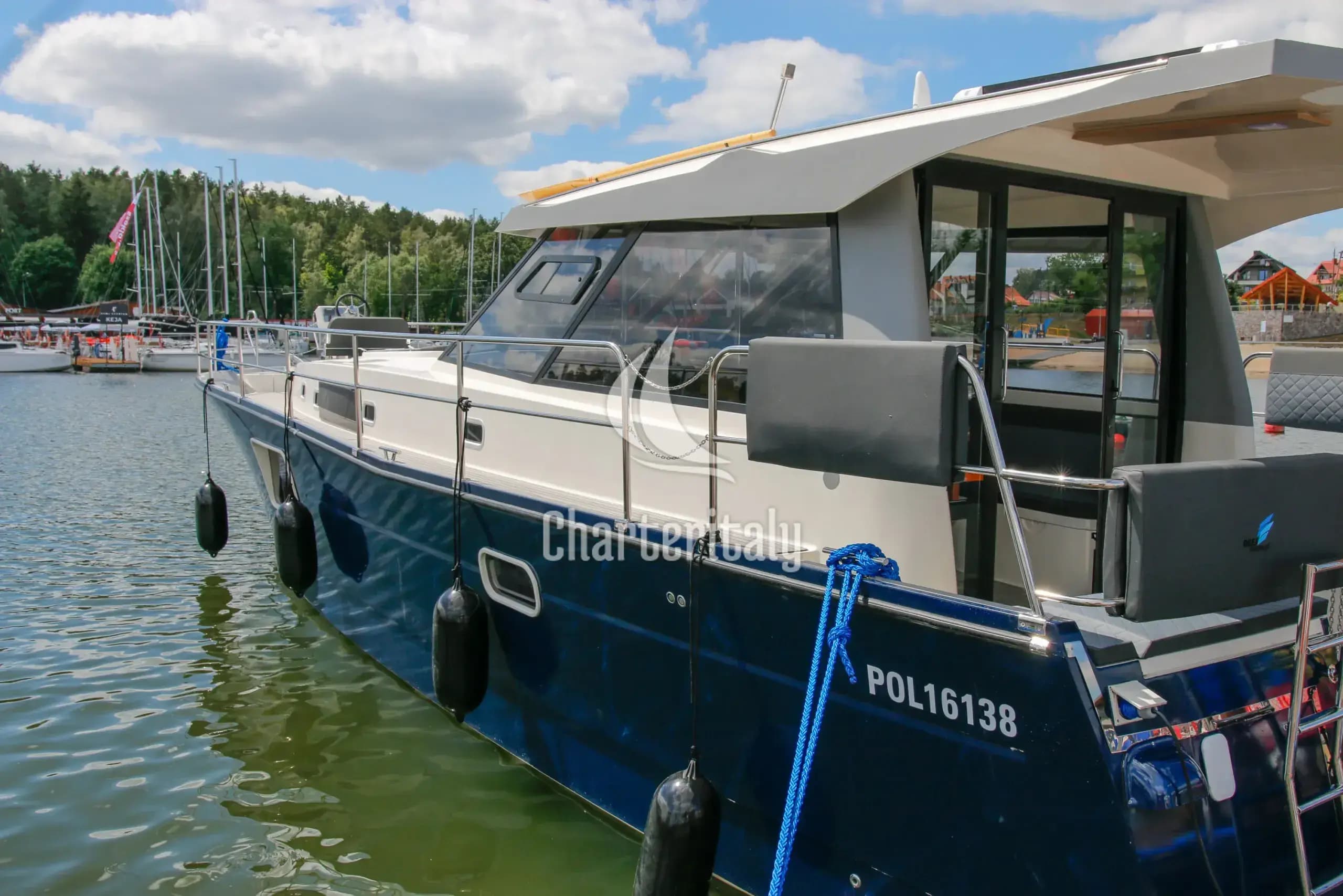 Nautika 1300 - Nautika 1300 Royal - 37