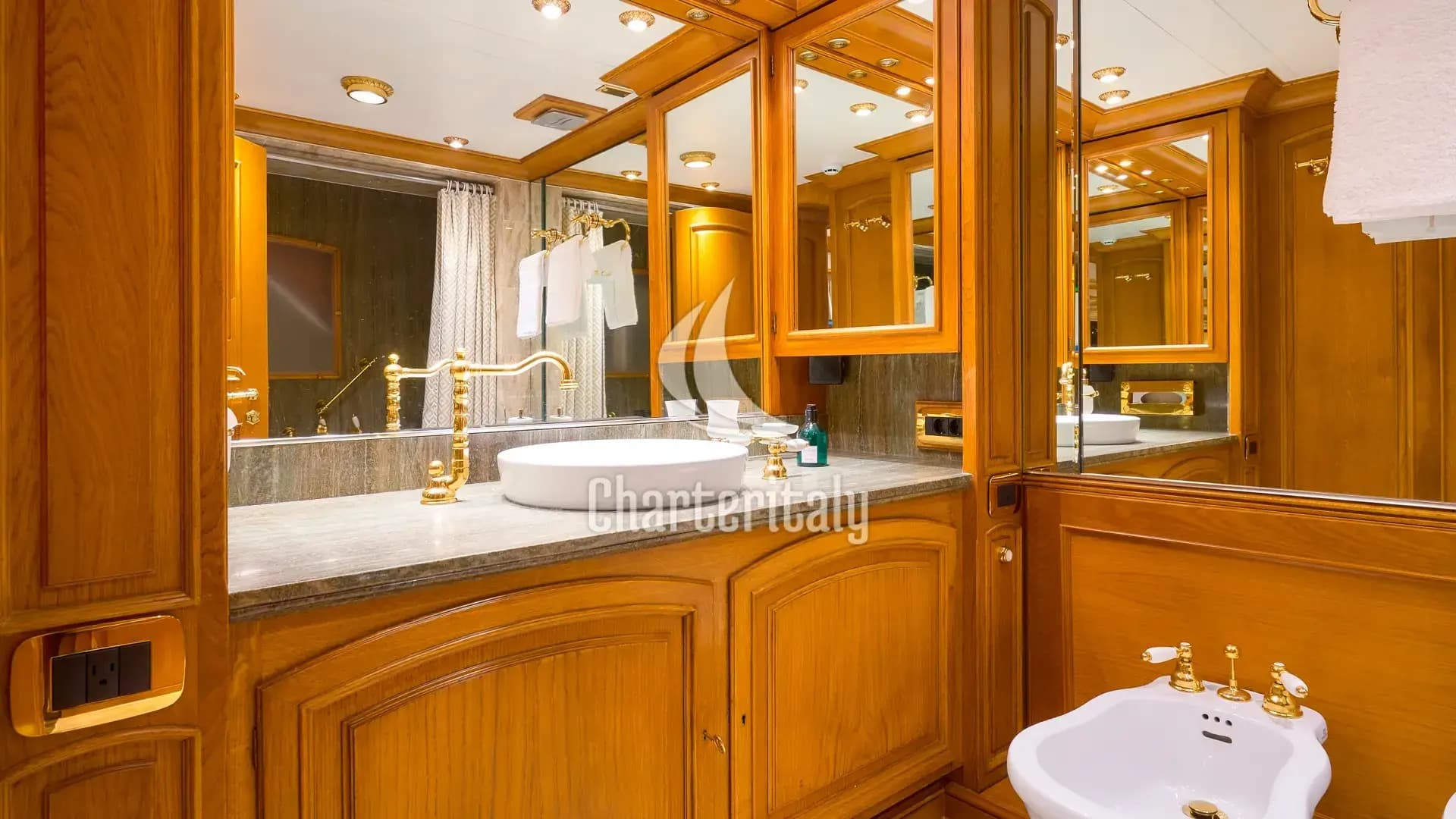 Benetti Classic 115 - To je to - 15