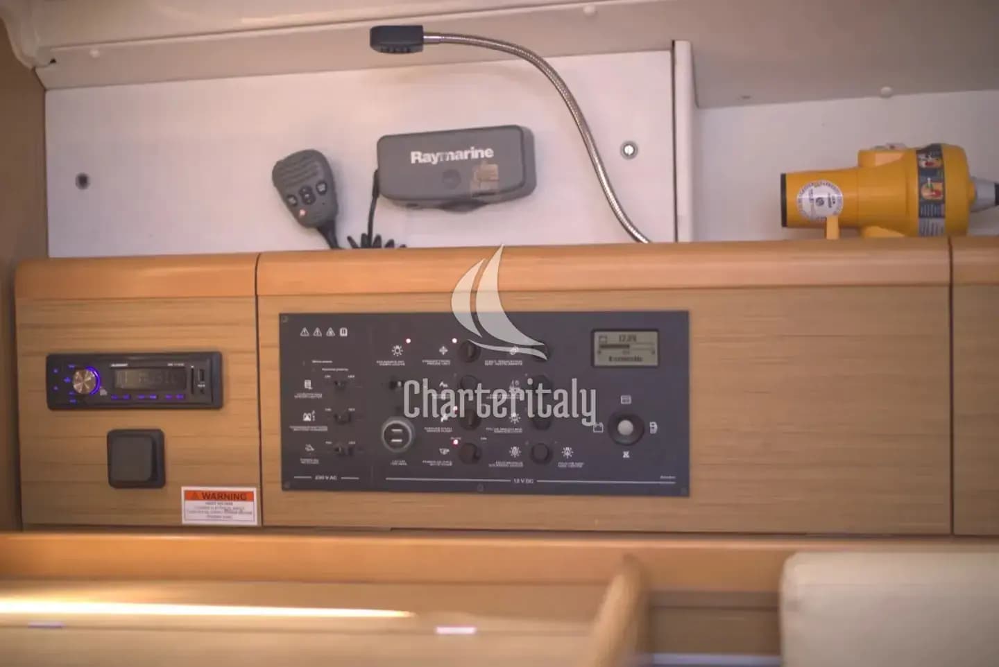 Sun Odyssey 36i - Candy - 10