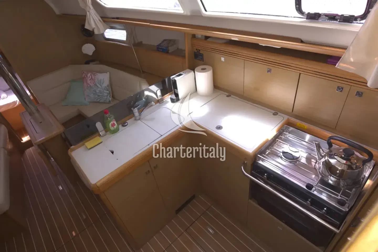 Sun Odyssey 36i - Candy - 18