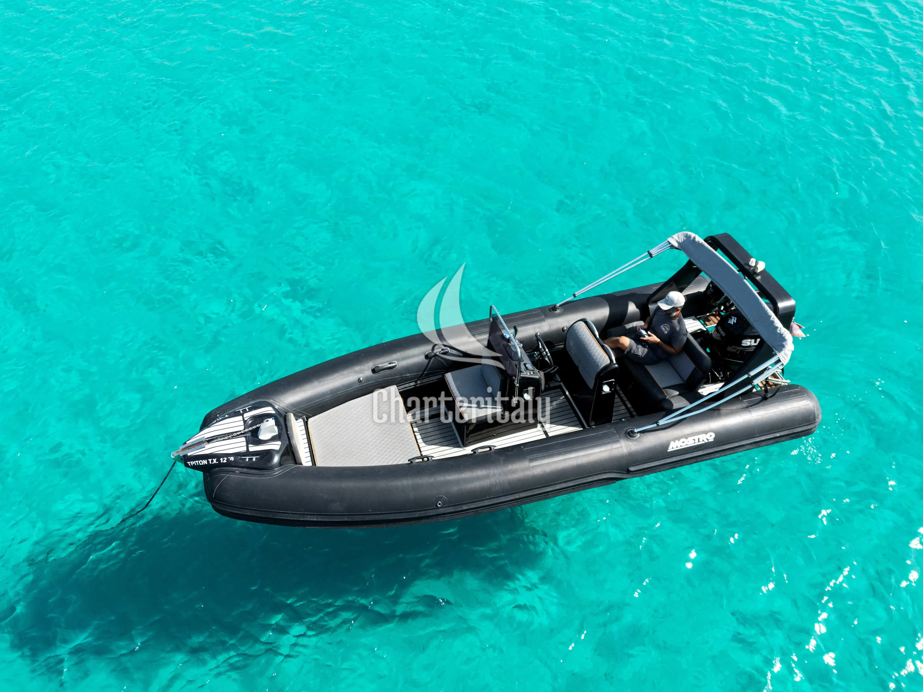 Motorboat - Triton - 5