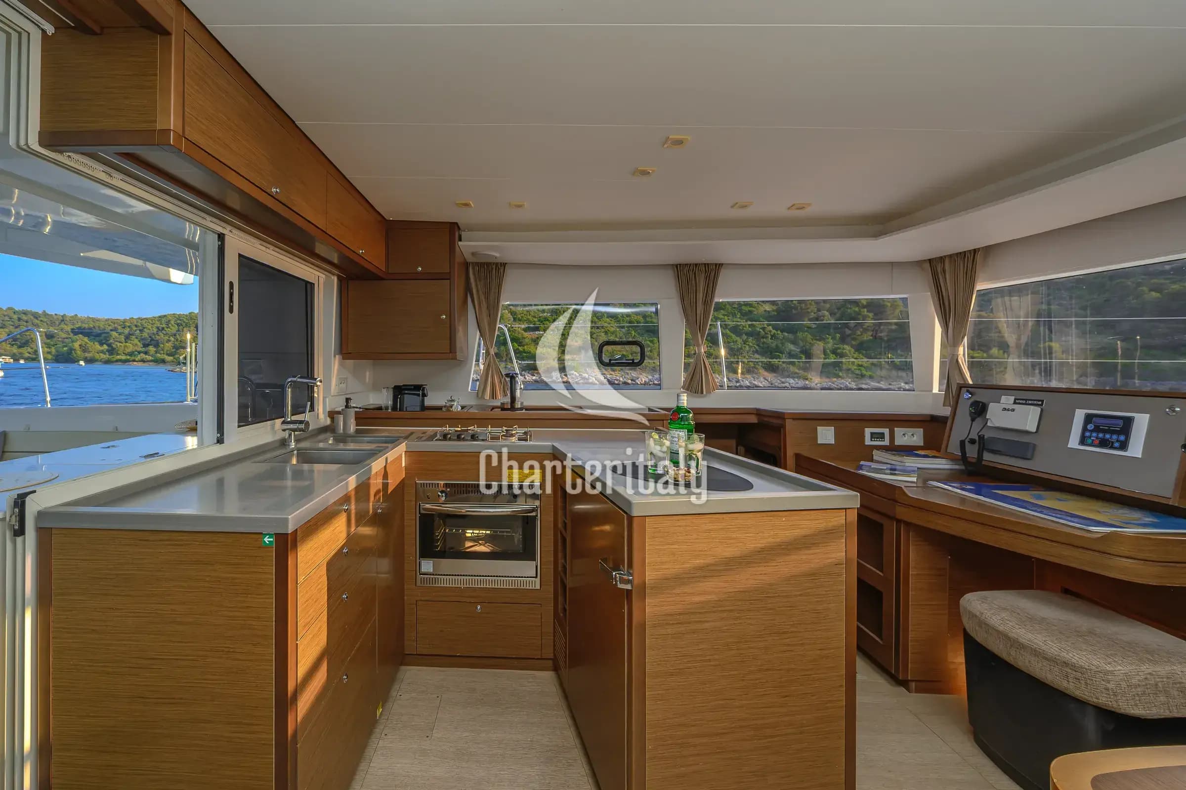 Lagoon 450 Fly - BRIGHT MOON - 14