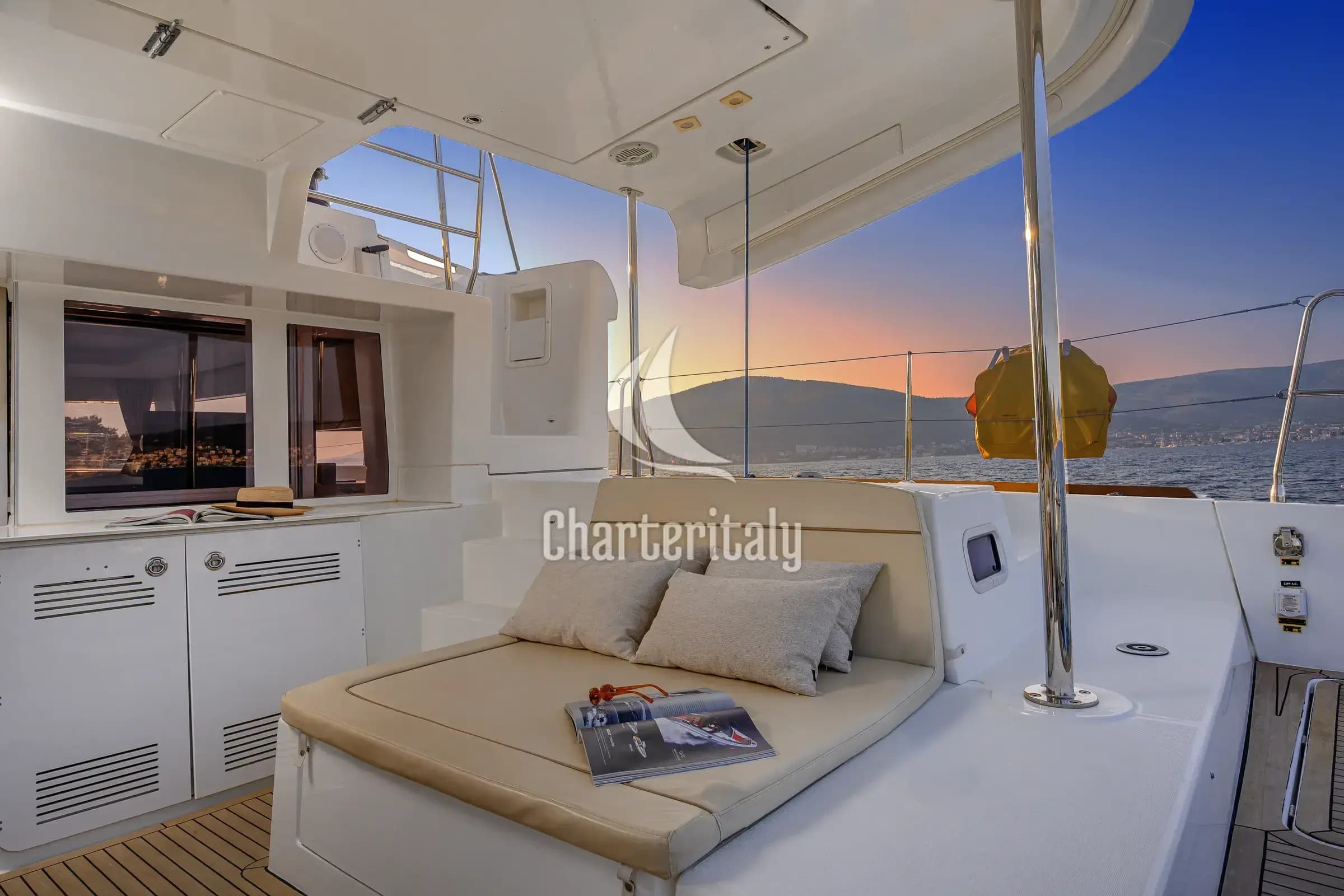 Lagoon 450 Fly - BRIGHT MOON - 8