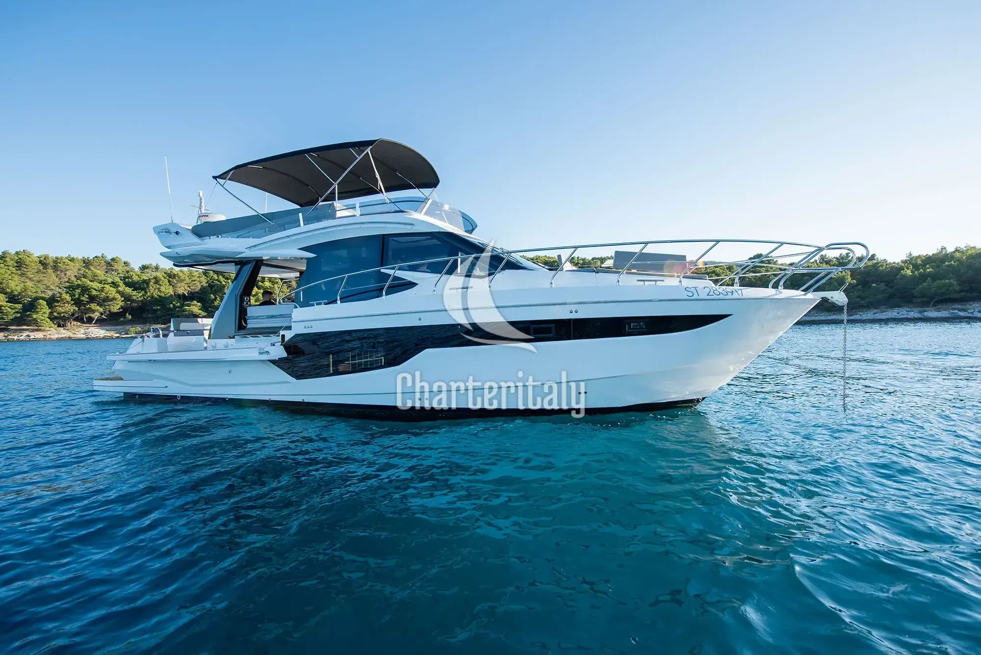 Galeon 500 Fly - 3 cab. - Champ Atlantis - 13