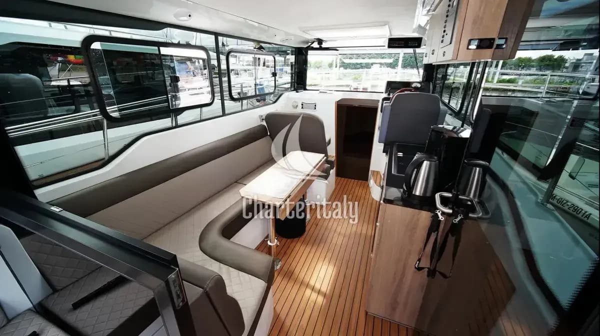 Nikhen Aquasun 34 Sedan - Lili - 3
