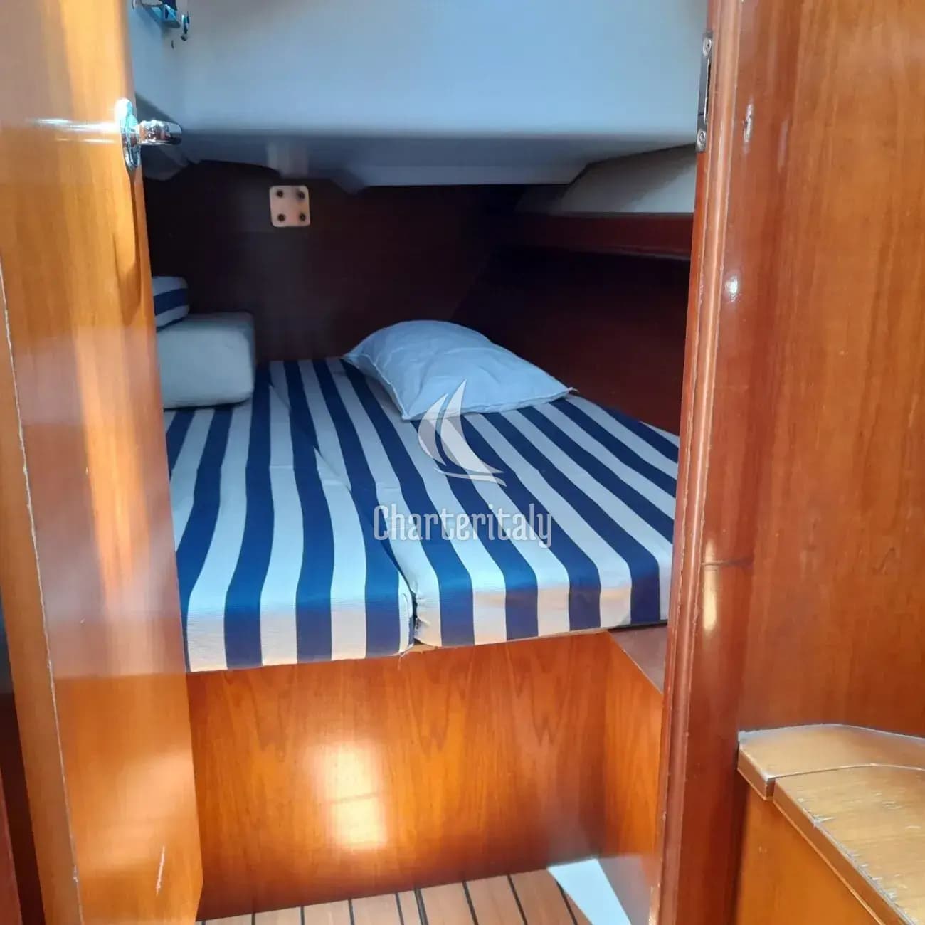 Oceanis 393 - FIJI - 3
