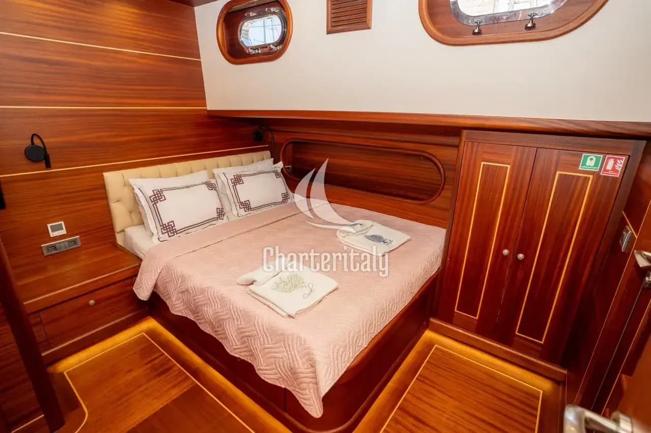Custom built 183 - CARPEDIEM CORAL - 34