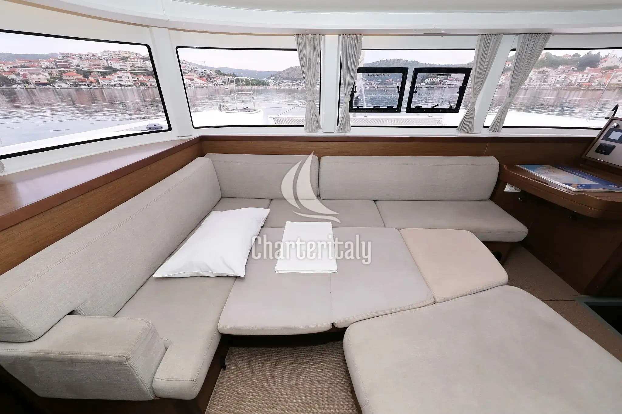 Lagoon 42 - 4 + 2 cab. - Air Wave - 43