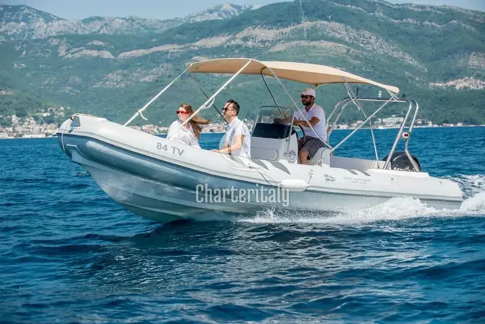 Stingray Predator 640 - Elena - 1