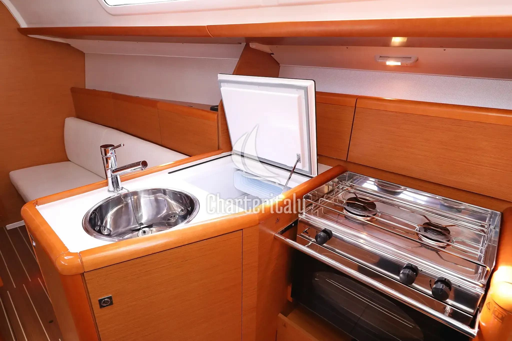 Sun Odyssey 33i - 2 cab. - Cosma - 33