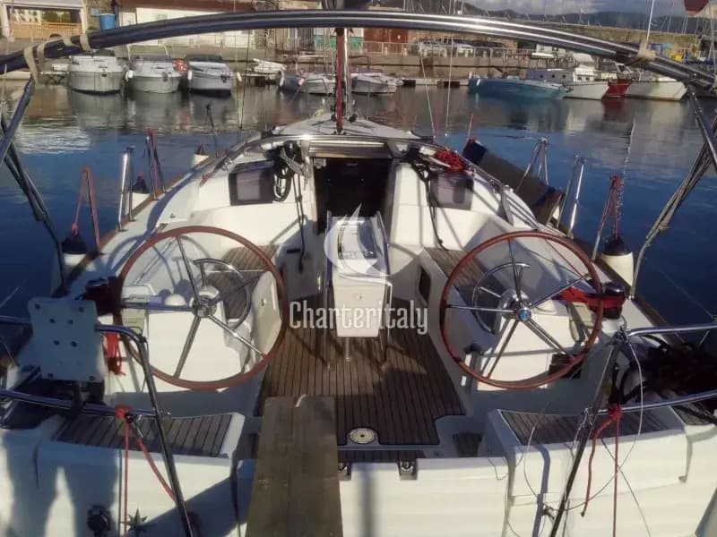 Sun Odyssey 379 - Minerva - 9