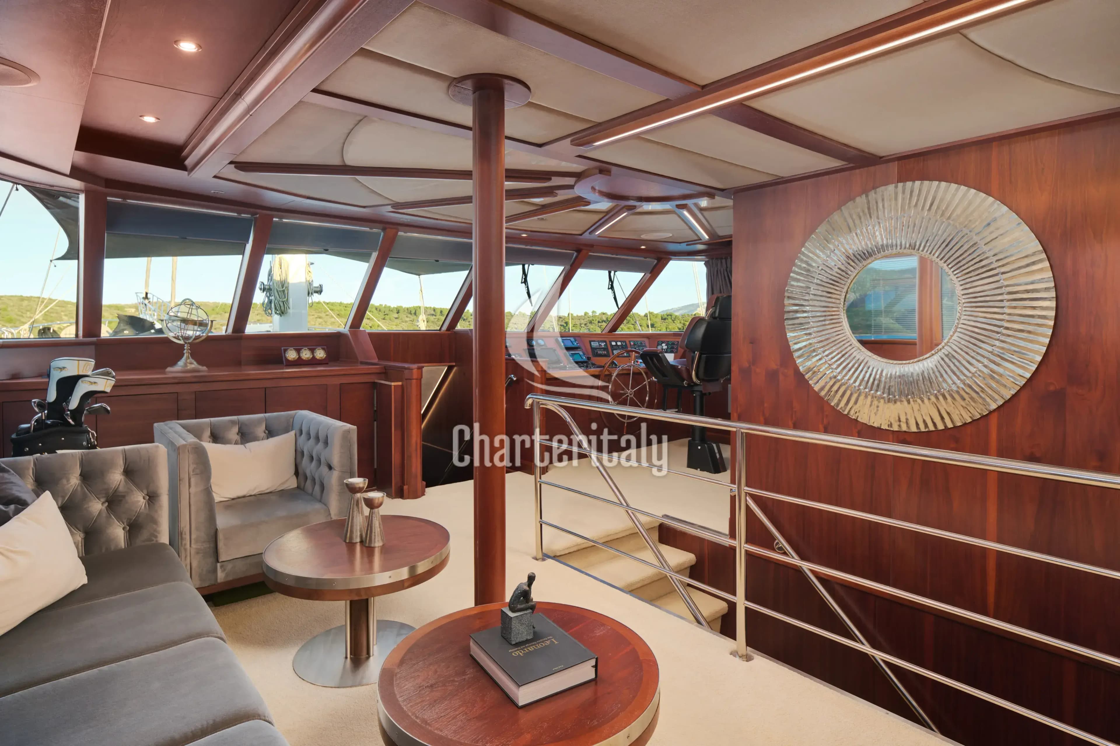 Motor sailer - Lady Gita - 19