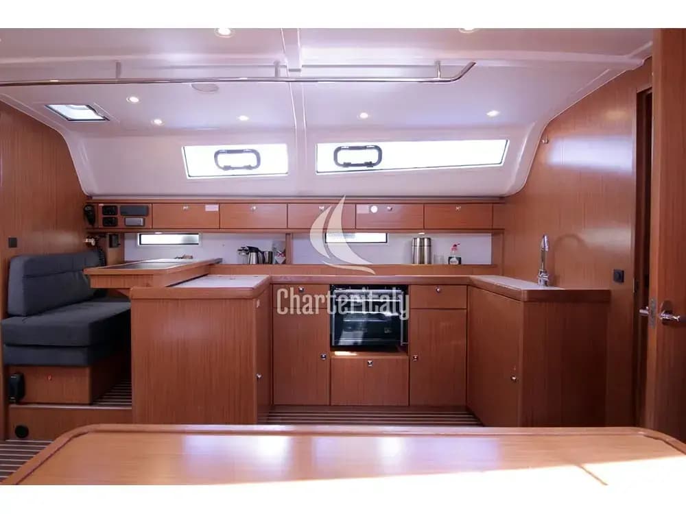 Bavaria Cruiser 51 - Firewall - 8