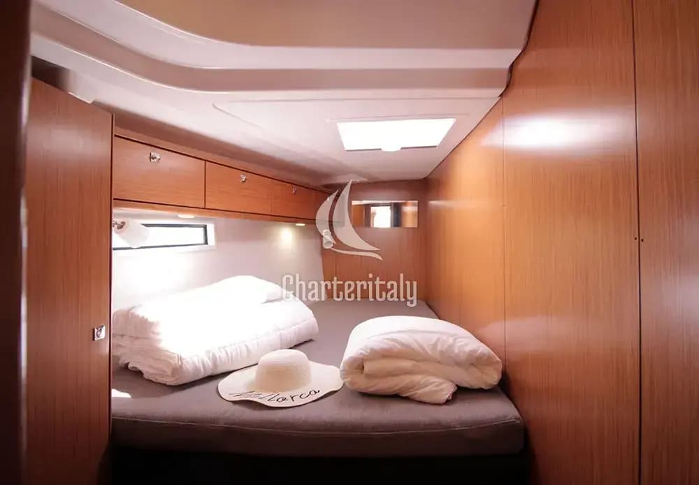 Bavaria Cruiser 51 - Firewall - 12