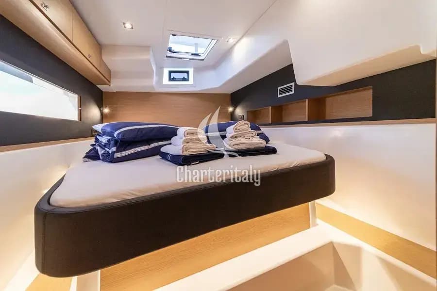 Dufour 48 Catamaran - 5 + 1 cab. - Bro - 17