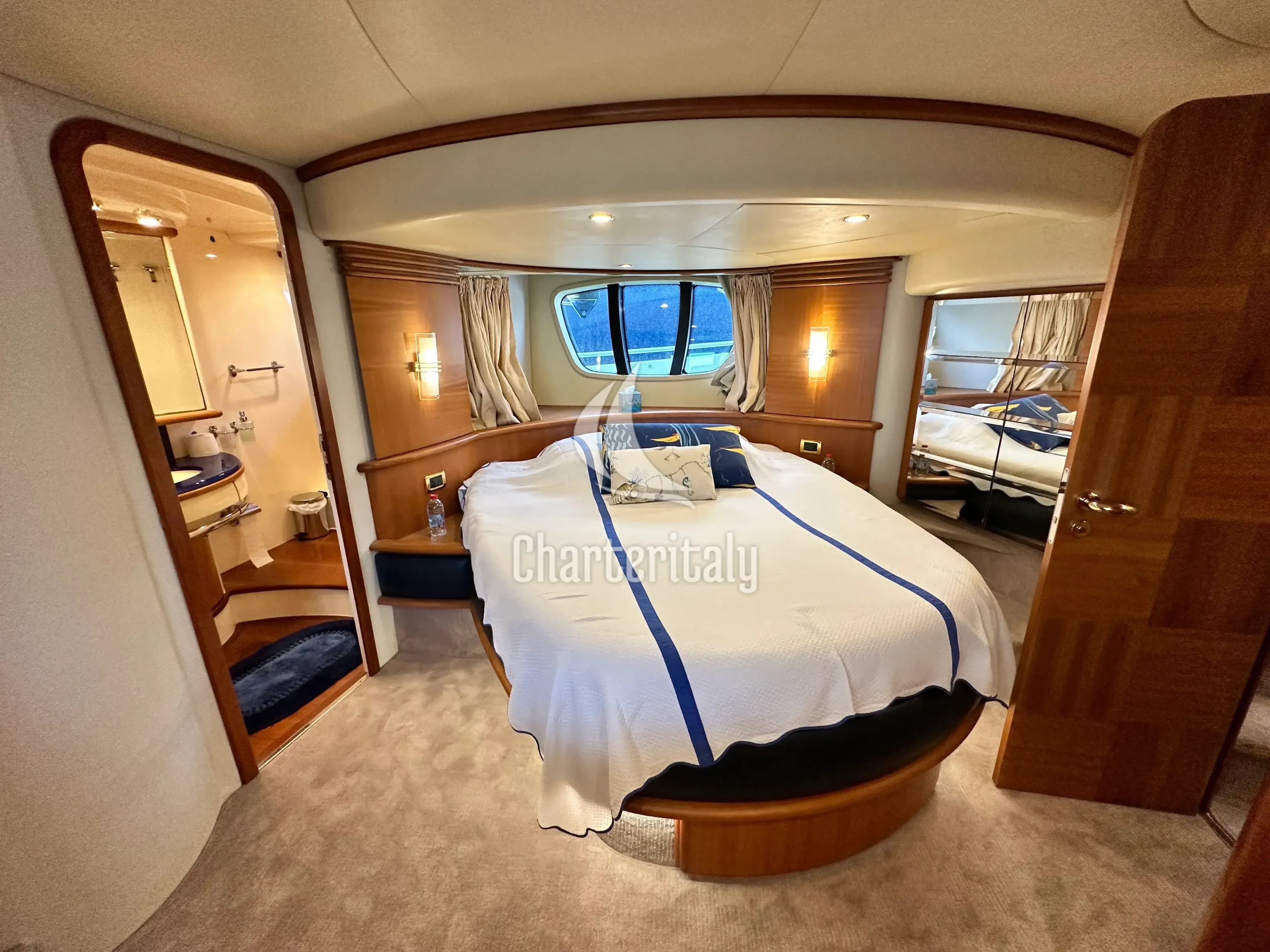 Azimut 62 Evolution - L'Eclair 3 - 38