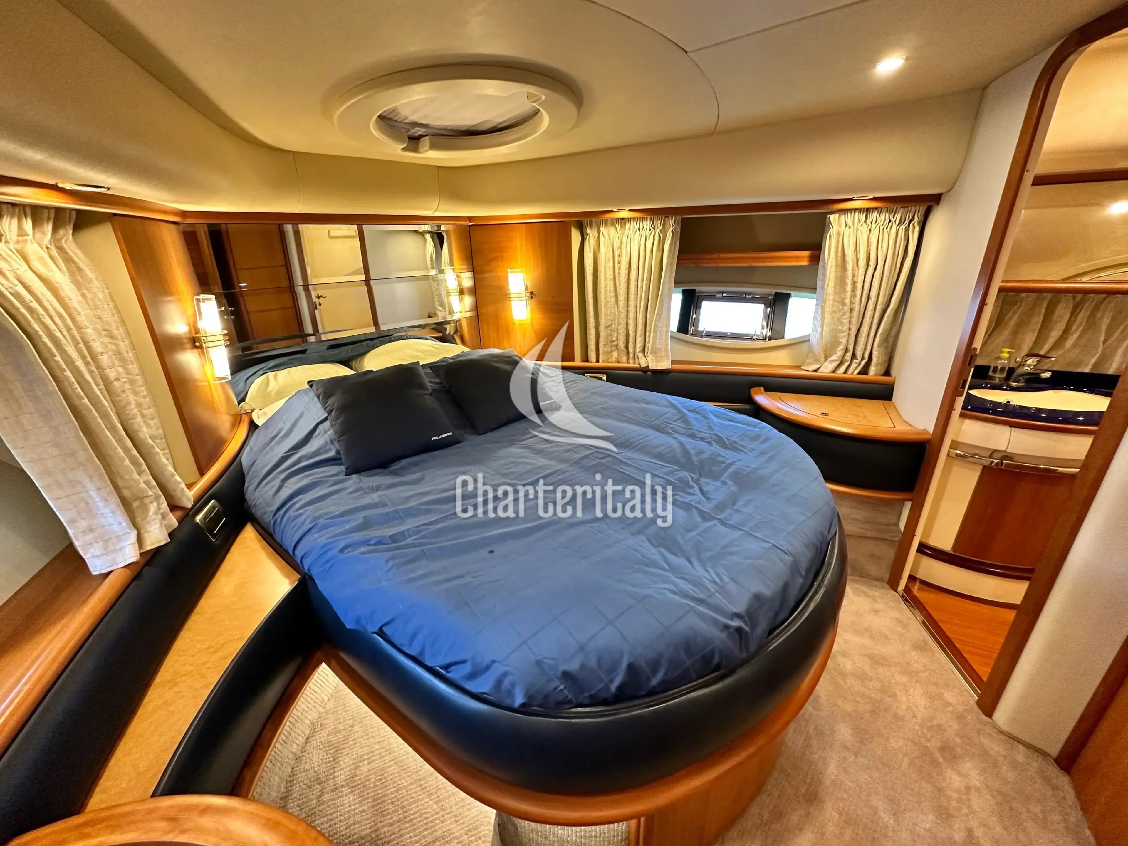 Azimut 62 Evolution - L'Eclair 3 - 7