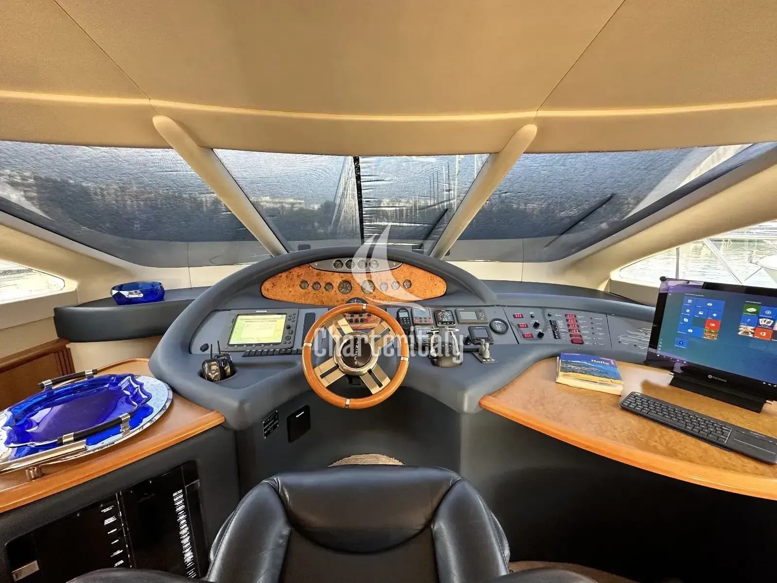 Azimut 62 Evolution - L'Eclair 3 - 57