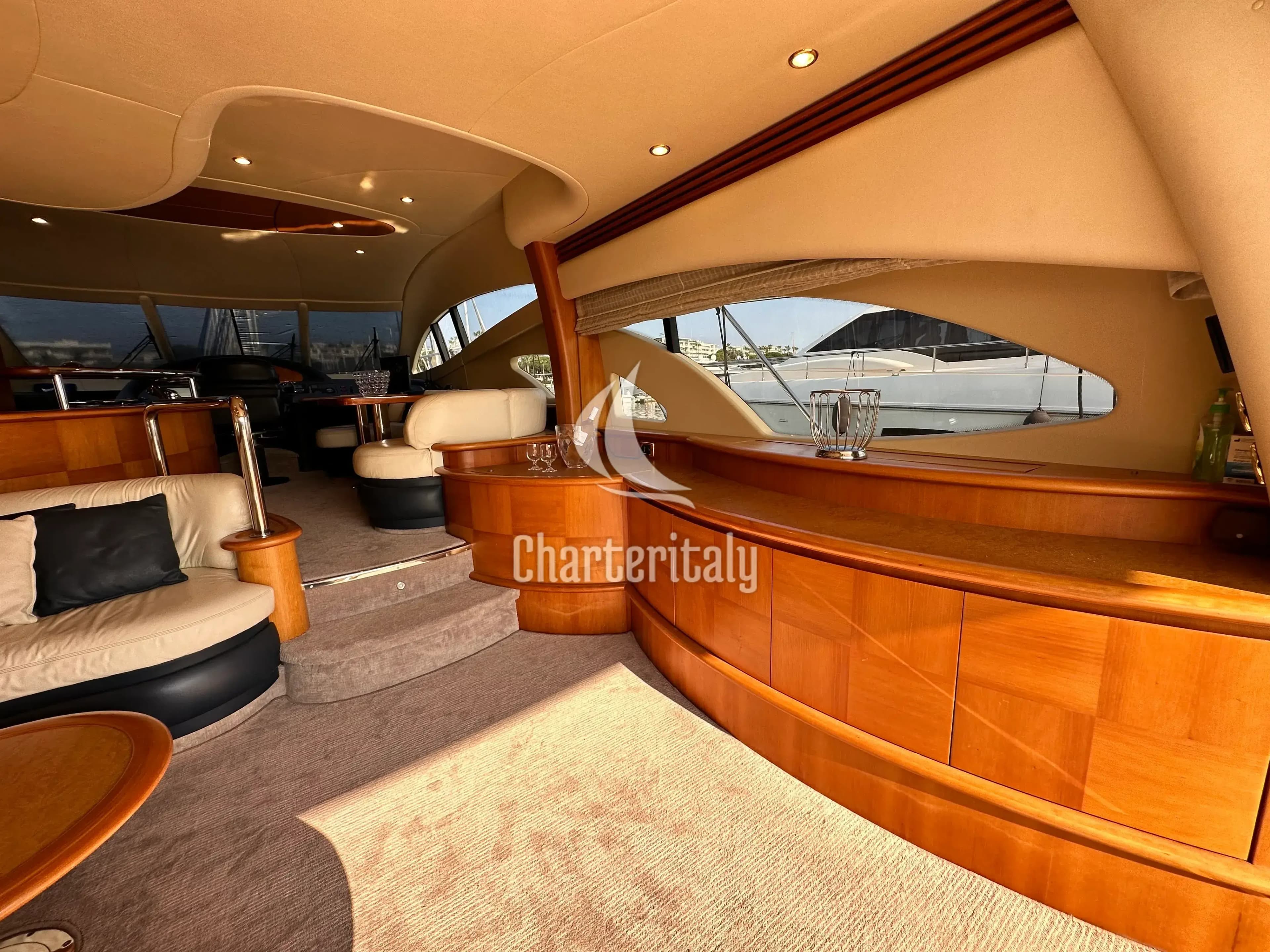 Azimut 62 Evolution - L'Eclair 3 - 8